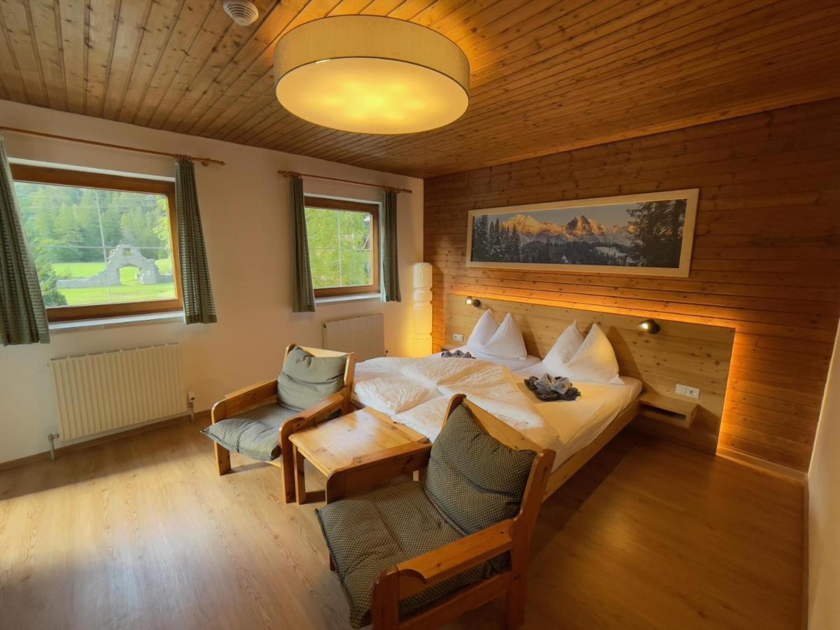 Apartpension Barenwirt Leutasch Exterior photo