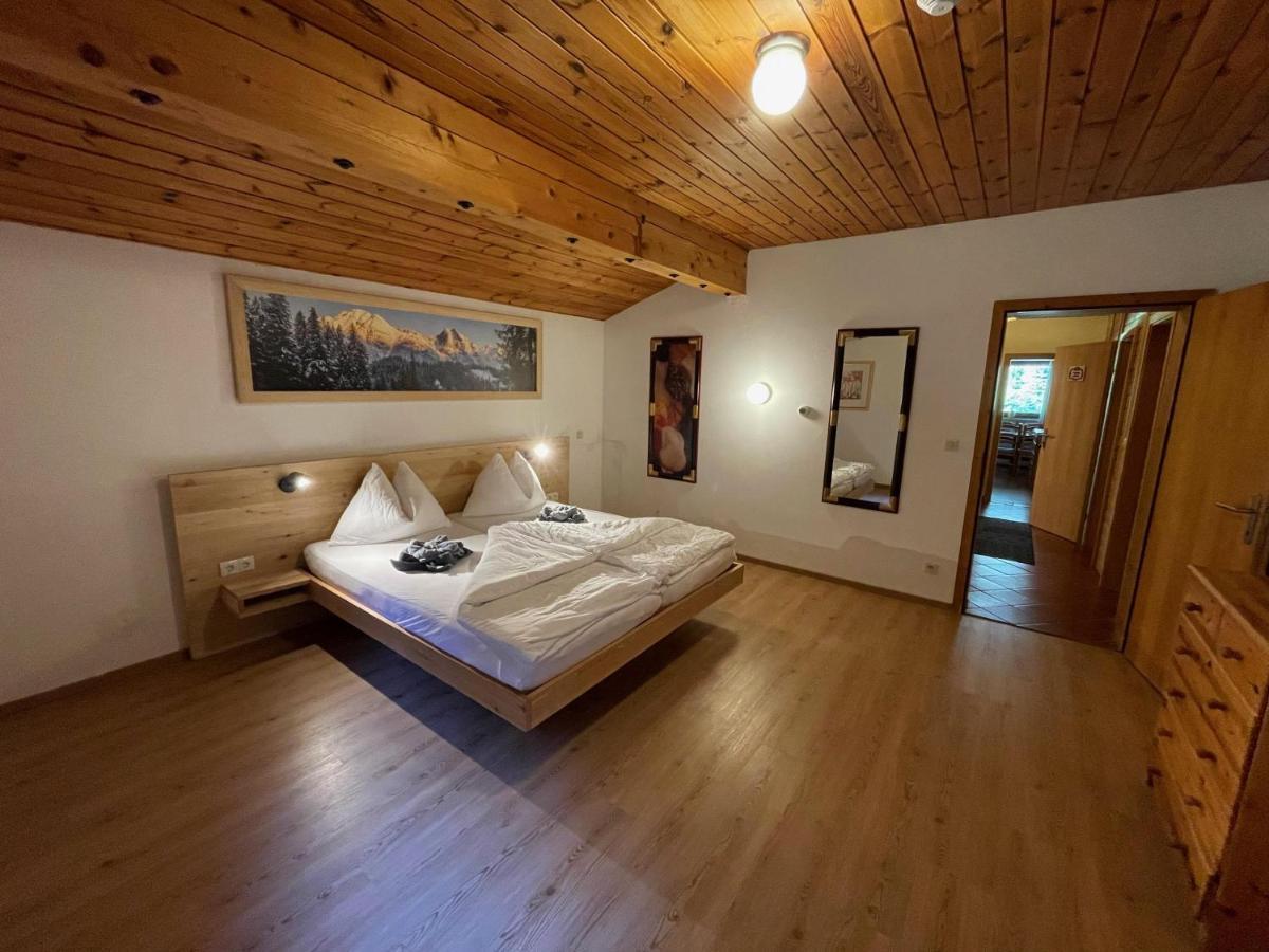Apartpension Barenwirt Leutasch Exterior photo